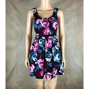 TRIXXI Juniors Blooming Floral Pleated Fit and Flare Dress Size 1